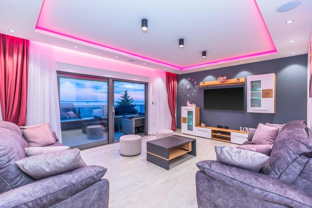 Luxury Apartment Lorena - Private Heated Pool - Jesenice  Εξωτερικό φωτογραφία
